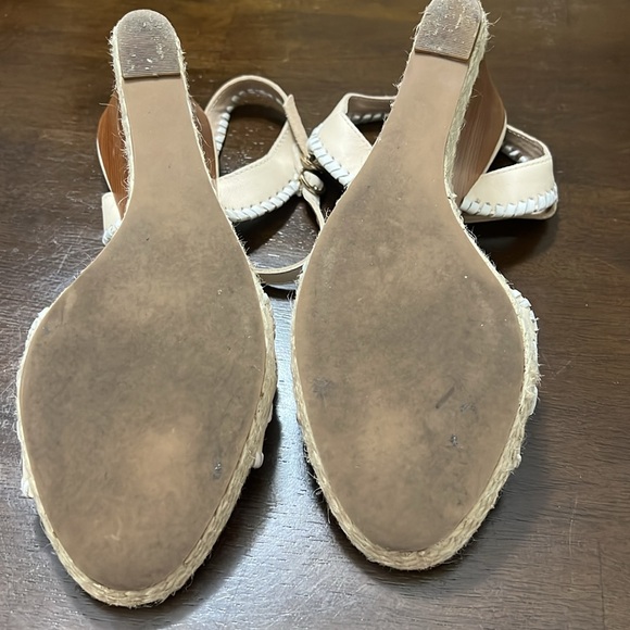 Jack Rogers Wedges. Size 10. Natural and White. - Picture 7 of 13